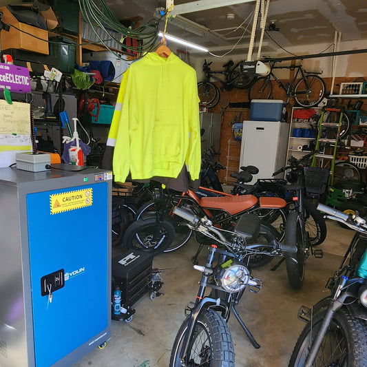 Yolin Lithium-Ion Battery Charging Cabinet - Workshop