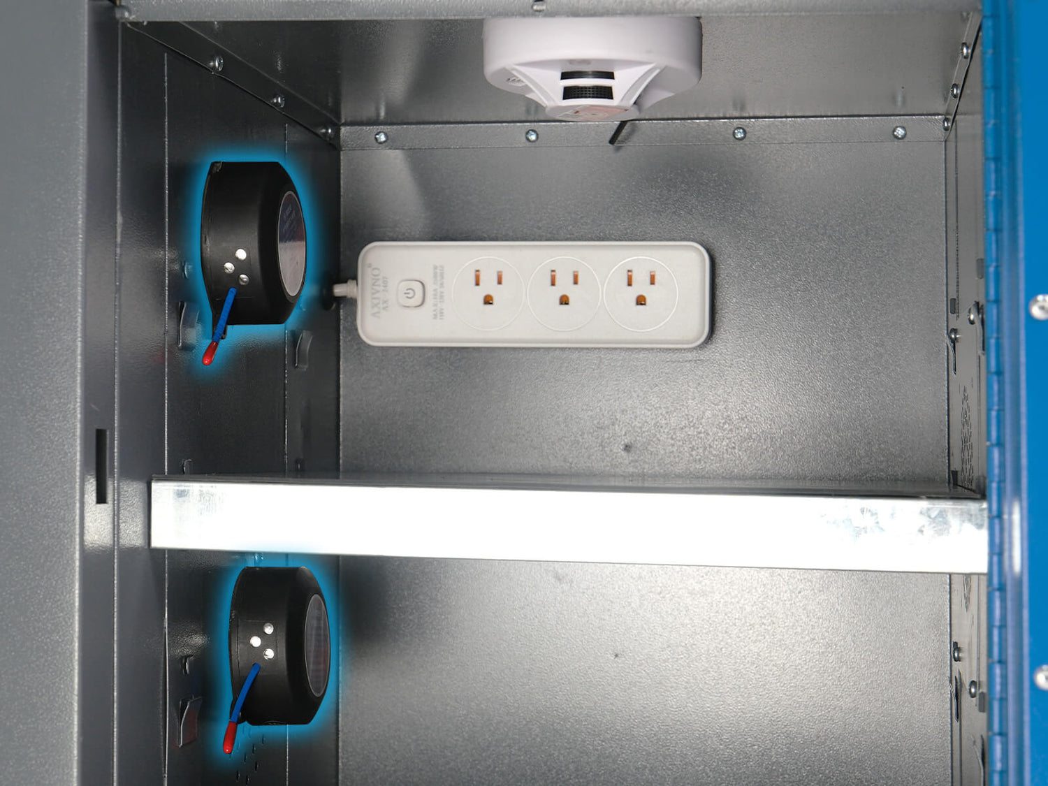 heat-triggered_aerosol_suppression_unit_on_on_Yolin_Urban_battery_charging-cabinet